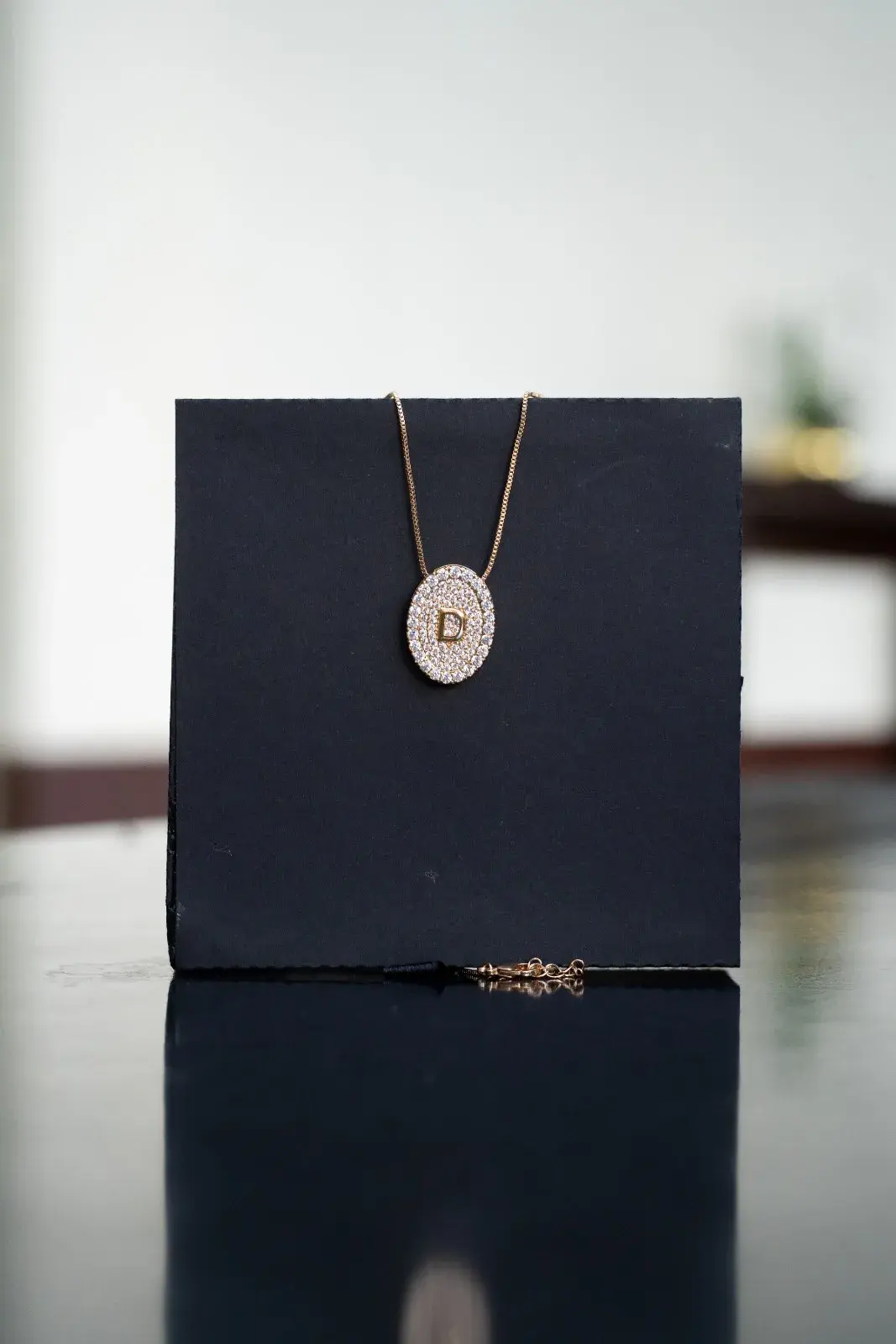 Colar Letra Strass ESLA Semijoias